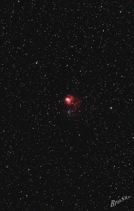 NGC1931_281208.jpg -    Objekt: NGC1931    Sternbild: Auriga – Fuhrmann Aufnahmeort: Bollensen Aufnahmedatum: 28.12.2008 Belichtung: 16 x 180 sec Optik: 127 mm Meade Triplett Apo Kamera: Canon 400D Astro mit Lumicon Deep Sky Filter 