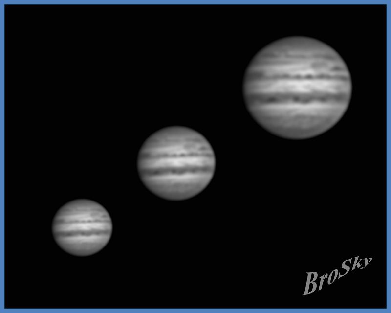 Jupiter_160111.jpg -    Objekt: 3 x Jupiter    Aufnahmeort: Senden Aufnahmedatum: 16.01.2011 Belichtung: 500 Bilder (je 10% verwendet) Optik: Takahashi TSA 120 mit Tele Vue Powermate 2-fach und Baader Hyperion 12 mm & 16 mm & 20 mm (Okularprojektion)  Kamera: ALccd5 mit IR/UV Sperrfilter 