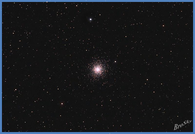 M15_240809.jpg -    Objekt: M15    Sternbild: Pegasus - Pegasus Aufnahmeort: Senden Aufnahmedatum: 24.08.2009 Belichtung: 20 x 180 sec Optik: 127 mm Meade Triplett Apo Kamera: Canon 400D Astro mit Lumicon Deep Sky Filter 