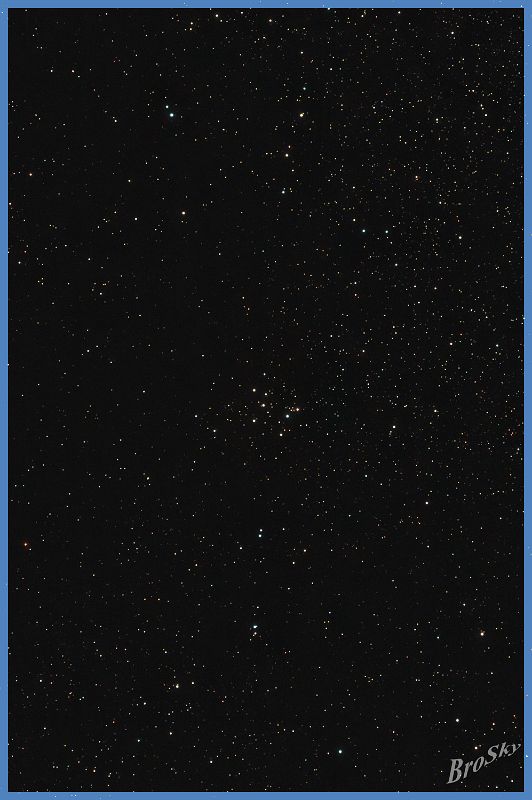 M29_031010.jpg -    Objekt: M29    Sternbild: Cygnus - Schwan Aufnahmeort: Senden Aufnahmedatum: 03.10.2010 Belichtung: 16 x 180 sec Optik: Takahashi 120mm TSA mit 2'' TS-Flattener Kamera: Canon 400D Astro mit Lumicon Deep Sky Filter 
