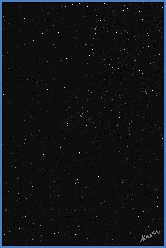 M29_110711.jpg -    Objekt: M29    Sternbild: Cygnus - Schwan Aufnahmeort: Senden Aufnahmedatum: 30.05.2011 Belichtung: 20 x 180 sec Optik: Takahashi 120mm TSA mit 2'' TS-Flattener Kamera: Canon 400D Astro mit Hutech IDAS V4 Filter 
